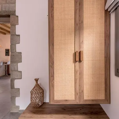 Esperanza Αδάμας